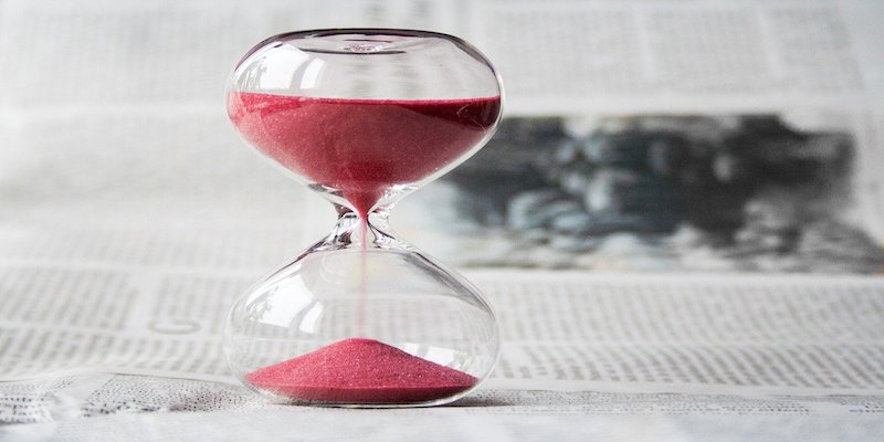 hourglass to signify compulsory winding up petition time running out